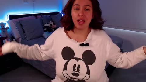 Mila  online show from 01-23-25, 04:15