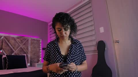 Emily online show from 02-01-25, 11:21