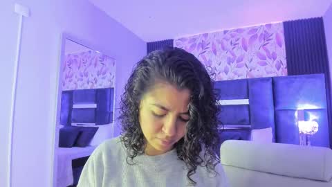 Emily online show from 12-04-25, 12:25