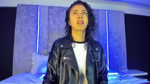 Emily online show from 04-18-26, 12:09