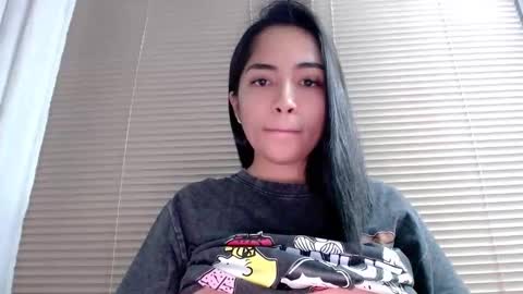 Snapshot of amariahholly chatting on 12-04-25, 04:27 Amariah Holly online show from 12-04-25, 04:27