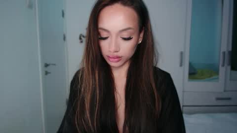 amateur_fitbabex online show from 10-28-25, 07:01