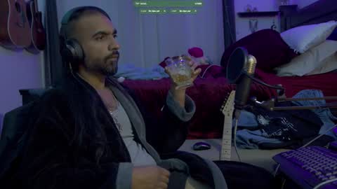 amateurhq online show from 01-10-26, 04:47