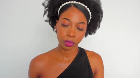 Snapshot of amatiistur chatting on 01-28-25, 06:07 Tammy online show from 01-28-25, 06:07