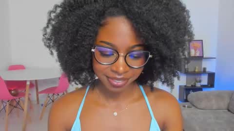 Snapshot of amatiistur chatting on 11-13-25, 12:42 Tammy online show from 11-13-25, 12:42