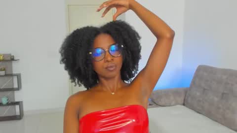 Snapshot of amatiistur chatting on 12-04-25, 06:16 Tammy online show from 12-04-25, 06:16