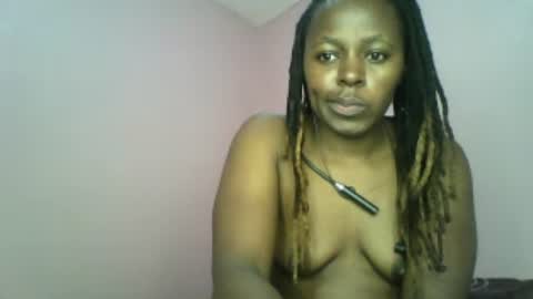 Snapshot of amaya87 chatting on 07-12-26, 06:48 Amaya87 online show from 07-12-26, 06:48