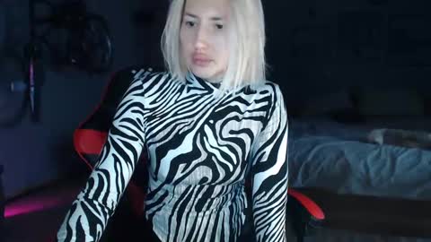 Snapshot of amayamalina chatting on 12-08-24, 09:13 Malina online show from 12-08-24, 09:13