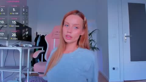 Snapshot of amazing_roxana chatting on 06-16-26, 07:27 Roxy online show from 06-16-26, 07:27
