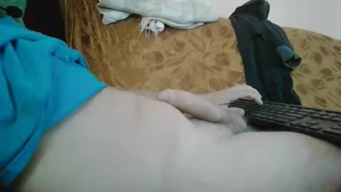 Snapshot of amazingcuteboy845 chatting on 10-16-25, 01:01 amazingcuteboy845 online show from 10-16-25, 01:01