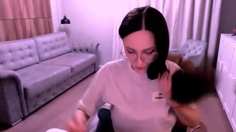 Izza online show from 04-08-26, 01:33