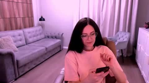 Izza online show from 04-16-26, 09:54