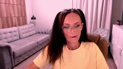 Izza online show from 07-28-26, 01:32