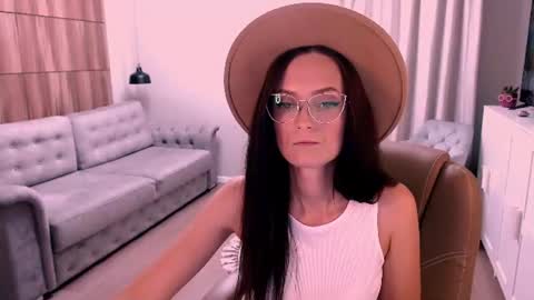 Izza online show from 07-29-26, 01:09