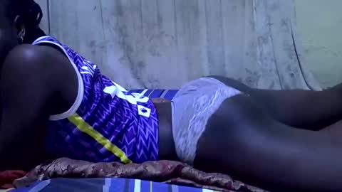 amazon_girl03 online show from 11-09-25, 04:33