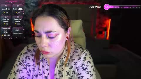 Snapshot of amazonkastar chatting on 03-09-25, 10:30 Ellie online show from 03-09-25, 10:30