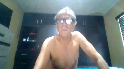 Snapshot of ambar54 chatting on 11-14-25, 06:39 ambar54 online show from 11-14-25, 06:39