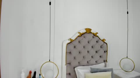 Sara online show from 12-31-24, 11:20