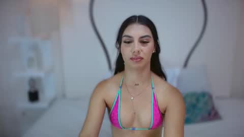 Ambar Collins online show from 04-22-26, 04:30