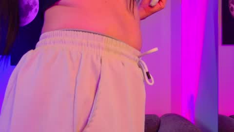 Snapshot of ambar_midnigth chatting on 06-26-26, 03:11 ambar_midnigth online show from 06-26-26, 03:11