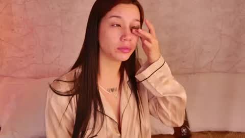 Snapshot of ambar_midnigth chatting on 07-09-26, 05:00 ambar_midnigth online show from 07-09-26, 05:00