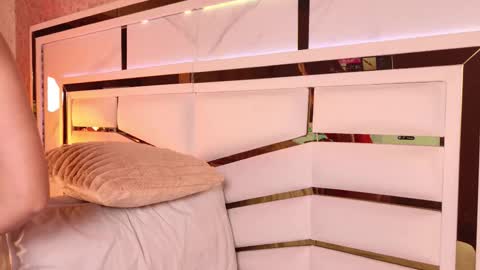 Julieta  online show from 09-30-25, 11:59