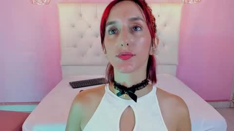ambar_roux1 online show from 02-06-25, 02:37