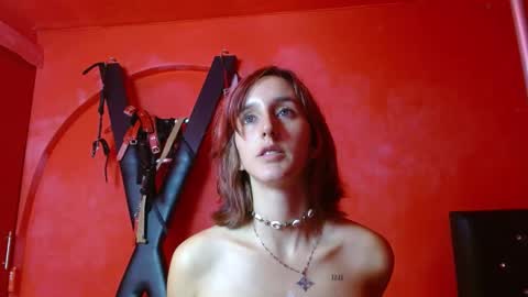 ambar_roux1 online show from 03-12-25, 05:02