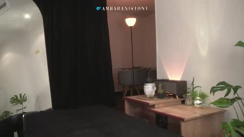 Snapshot of ambaran chatting on 09-08-25, 11:15 Ambar online show from 09-08-25, 11:15