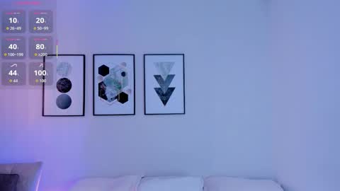 ambarevans_ online show from 11-04-25, 11:31