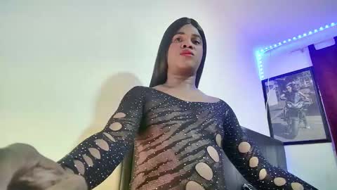 ambargil__ online show from 02-02-25, 07:04