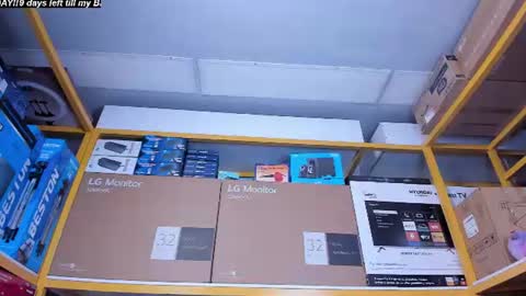 Snapshot of ambarina_ chatting on 07-17-26, 11:17 Ambarina online show from 07-17-26, 11:17