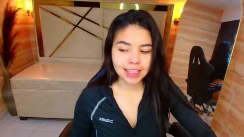 Ambarina online show from 10-18-25, 03:31