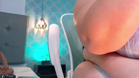 Ambar  online show from 04-14-26, 01:28