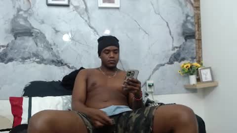 Snapshot of ambeer__rosee chatting on 06-19-26, 03:27 mbr online show from 06-19-26, 03:27