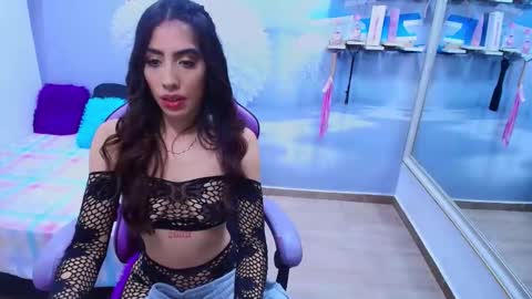 Snapshot of ambel_rose chatting on 05-25-26, 09:10 ambel_rose online show from 05-25-26, 09:10