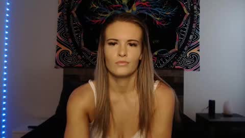 Snapshot of amber__xoxo chatting on 01-15-25, 02:56 Amber online show from 01-15-25, 02:56