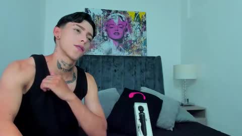 Amber  online show from 01-30-25, 01:53