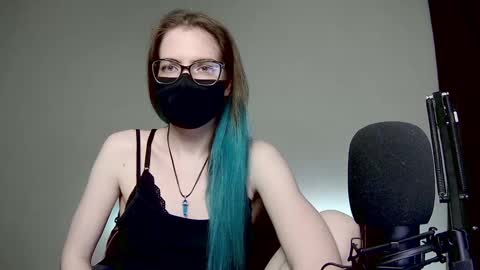 Amber non-nude model online show from 01-06-25, 03:31
