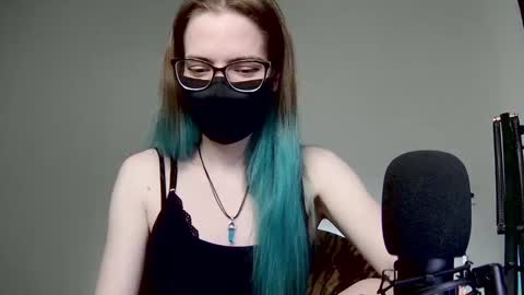 Amber non-nude model online show from 01-15-25, 10:24