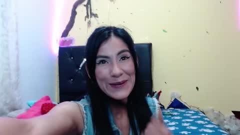 Amber online show from 01-21-25, 04:32