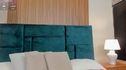 Snapshot of amber_kiss_ chatting on 07-17-26, 06:46 Emily online show from 07-17-26, 06:46