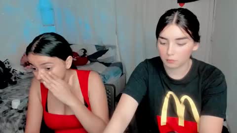 Snapshot of amber_landy1 chatting on 02-24-25, 11:19 amber online show from 02-24-25, 11:19