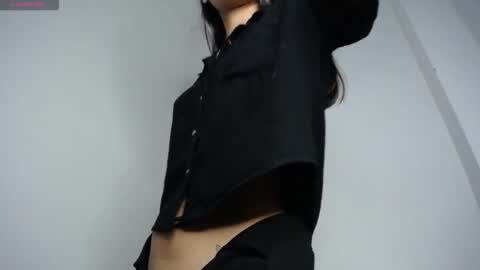 Snapshot of amber_miller22 chatting on 11-25-25, 09:15 amber miller22 online show from 11-25-25, 09:15