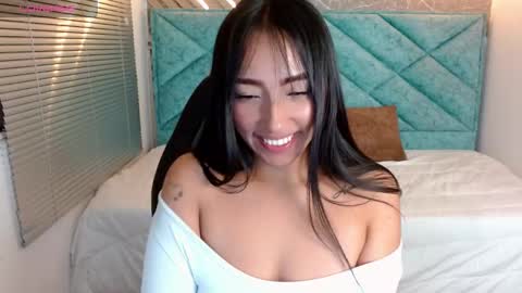 Snapshot of amber_morgan1 chatting on 12-27-24, 01:11 Amber online show from 12-27-24, 01:11