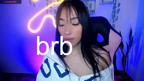 Snapshot of amber_morgan1 chatting on 02-19-25, 06:33 Amber online show from 02-19-25, 06:33