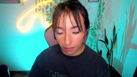 Snapshot of amber_morgan1 chatting on 02-22-25, 10:18 Amber online show from 02-22-25, 10:18