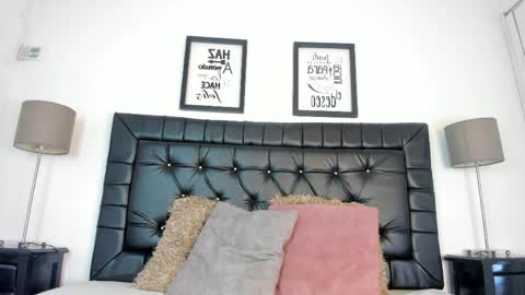 julieta  online show from 04-05-26, 07:00