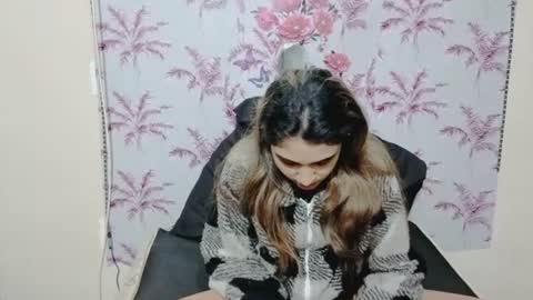 Snapshot of amber_rose06 chatting on 06-28-26, 05:35 Amber online show from 06-28-26, 05:35