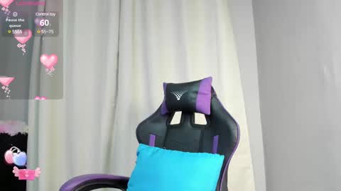 Snapshot of amberbaker21 chatting on 02-14-25, 01:51 Amber Baker online show from 02-14-25, 01:51